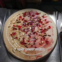 แป้งวนิลา เนยถั่ว บลูเบอรี่ สตอเบอรี่ เม็ดมะม่วง เยลลี่สีแดง ช็อคชิพ