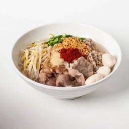 ก๋วยเตี๋ยวต้มยำ หมูล้วน ไม่มีเครื่องใน