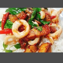 ข้าวกระเพรารวม