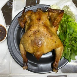 ไก่อบโอ่งโชคจรรยา - แม่เหียะ