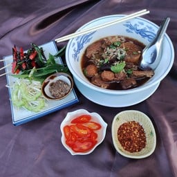 ELAINE  CAFE&BISTRO บางชุมโถ