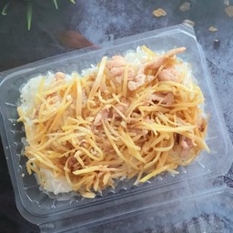 ผัดขิงไก่ราดข้าว