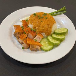 ข้าวหมูกรอบ