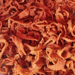 ข้าวเหนียวหมูทอดหมูย่างฟู่ฟู่และกาแฟโบราน -