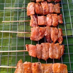 แซลม่อนย่าง กาดกองเก่า กาดกองเก่า