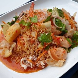 ยำไวไว รวมมิตร