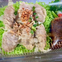 บะหมี่หน้าเกี๊ยวหมู