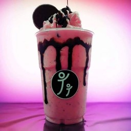 นมชมพูโอริโอ้ปั่น