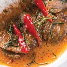 ฉู่ฉี่อกเป็ดรมควัน