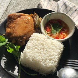 ข้าวไก่ต้มน้ำปลา