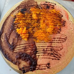 เครป แยมช็อก+สตอเบอรี่ ฝอยทอง