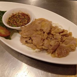 หมูย่างนมสด