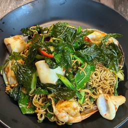 มาม่าผัดขี้เมา