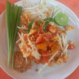 ผัดไทแหนม