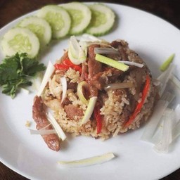 ข้าวผัดเนื้อเค็ม (fried rice with salted beef)