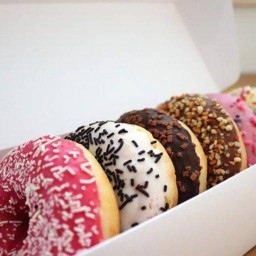 happyโดนัท