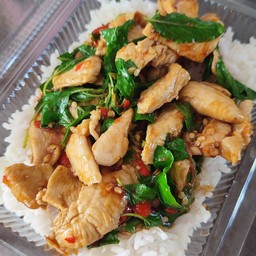 ข้าวผัดกะเพรา