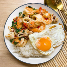 ข้าวกะเพราทะเล