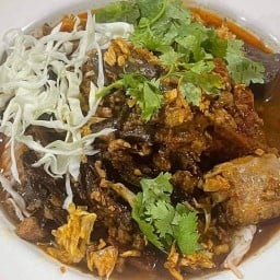 ร้าน ณ นุ่น ก๋วยจั๊บญวน,จีน,ตำแซ่บ