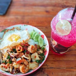 อาหารตามสั่งเชิญชิม&ชาชักปักษ์ใต้สูตรเข้มข้น( อร่อยโครต)