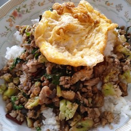 อาหารตามสั่ง หลังโรงเรียนหลักเมือง (ณิดลาบเป็ด)