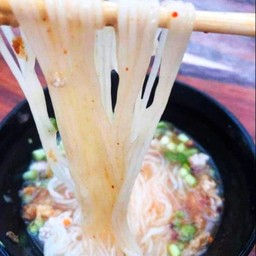 Basic หมูเด้ง (มีชุดเครื่องปรุงให้1ชุดคะ)