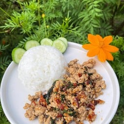 กะเพราหมูสับ โคตรกะเพรา