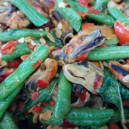 ข้าวสวยแกงร้อน สัตหีบ