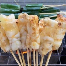 ไข่หมึกห่อใบตองย่าง