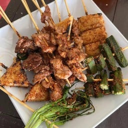 หม่าล่าขี้เมา ตำ ยำ และของทอด ดอนแก้ว