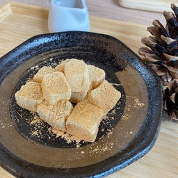 Kinako Warabi Mochi 