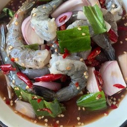 ยำกุ้งสดปลาร้า