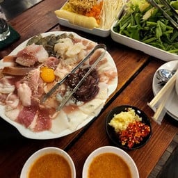 หมูกระทะCafe' พัฒนาการ 25