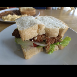 Breaded chicken sandwiches