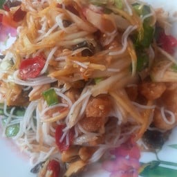 น้าหมูไก่ย่างส้มตำ(หน้าราชภัฎ)