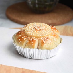 ขนมปังไส้หมูแดง