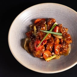 ไก่คาราเกะผัดซอสเปรี้ยวหวาน