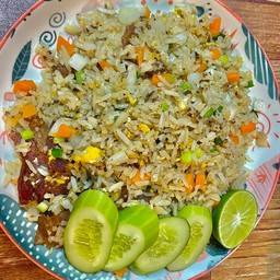 ข้าวผัดเบคอน
