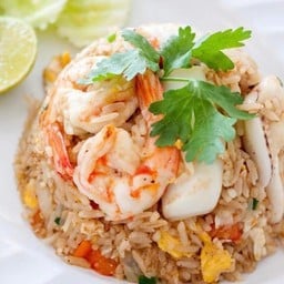 ข้าวผัดทะเล