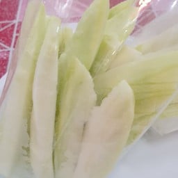 ร้านผลไม้ พี่พร