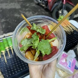 ร้านวาสนา ลูกชิ้นยกแก้ว