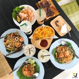 ผัดไทยรสเจ็บ (คาเฟ่เดอแฟง)  บางบอน