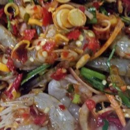 พล่ากุ้งสด