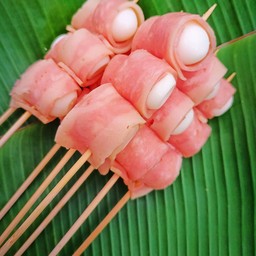 เบค่อนไก่พันใข่นก