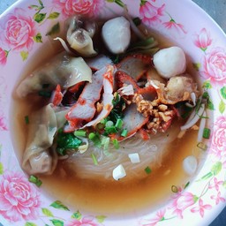 ก๋วยเตี๋ยวป๊อกๆ บะหมี่โป๊ป