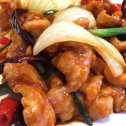 ไก่ผัดเม็ดมะม่วงโบราณ