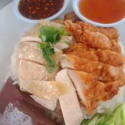 ข้าวมันไก่ บางน้ำเปรี้ยว Byชบาไพร