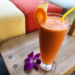 น้ำผลไม้สกัดเย็น