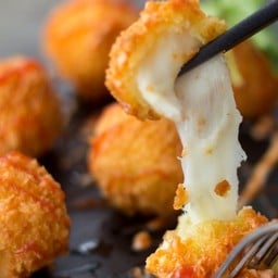 กังนัม คอร์นด็อกชีส (สาขาตลาดเตียกุ่ยฮวด)