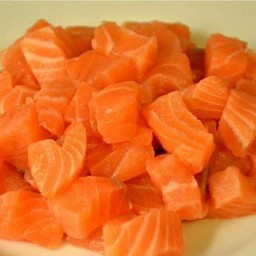 แซลมอนนอร์เวย์เต๋า 100g